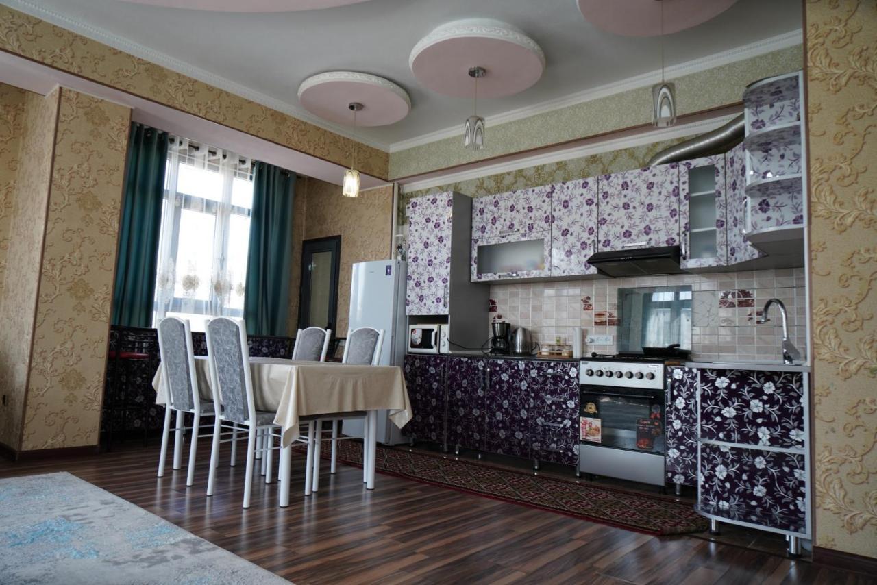 Nice And Comfortable Apartment In The Downtown Of Бишкек Экстерьер фото