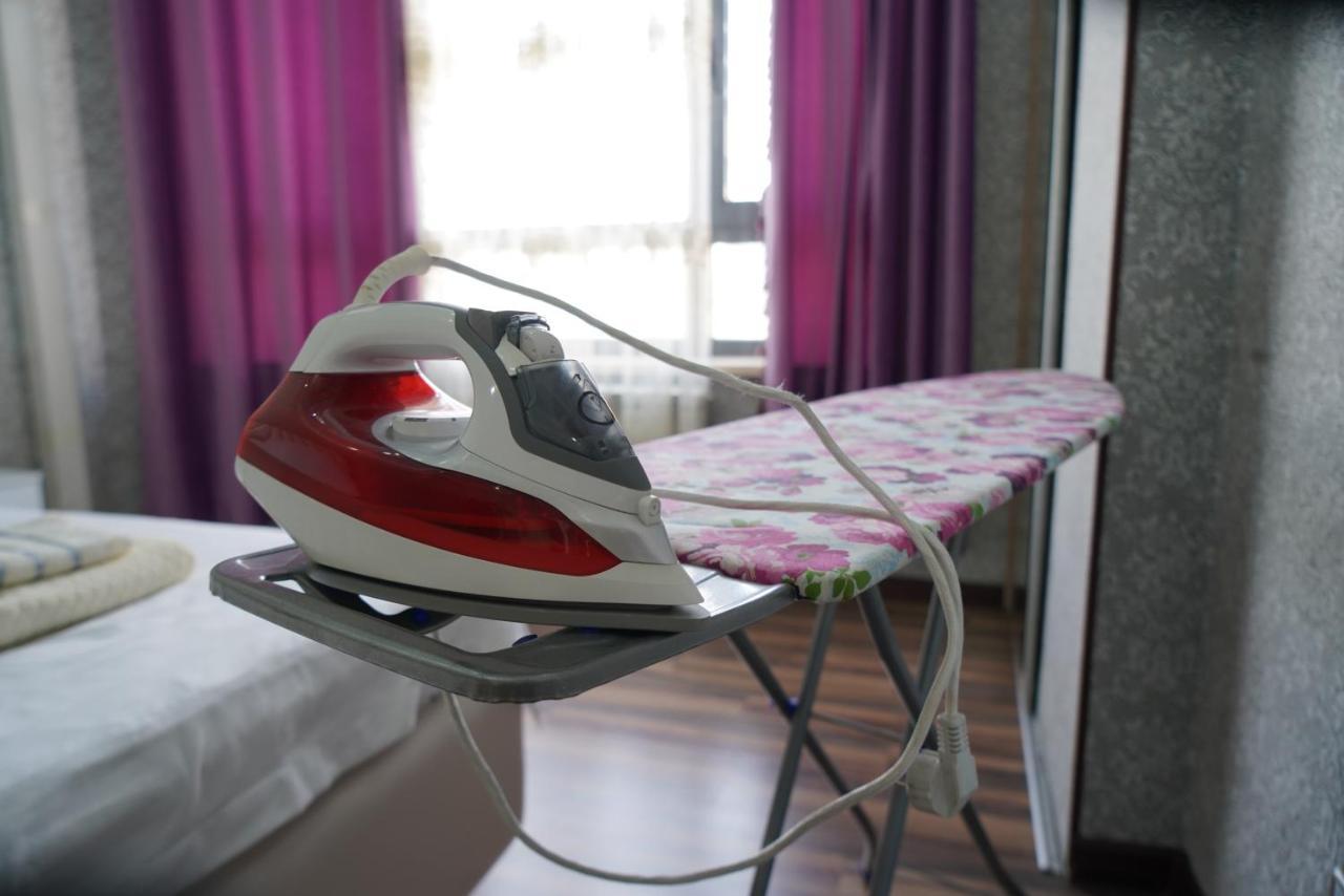 Nice And Comfortable Apartment In The Downtown Of Бишкек Экстерьер фото
